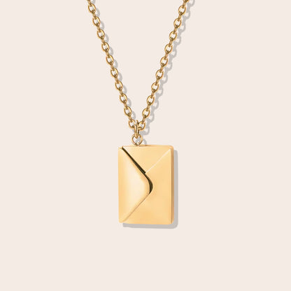 Kiki Keepsake Pendant gold, composed of stainless steel.